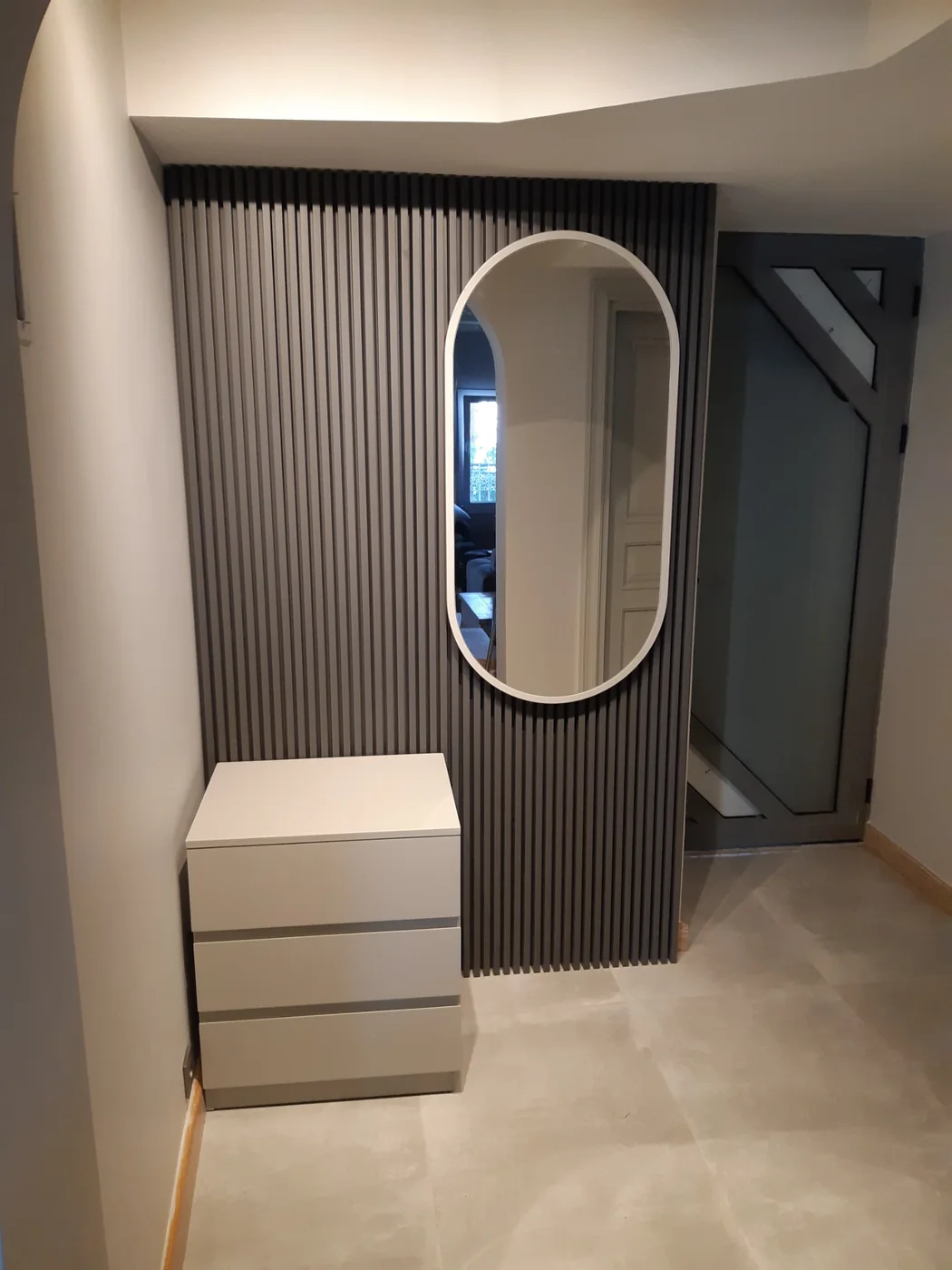 Entrance Console & Wall Panel